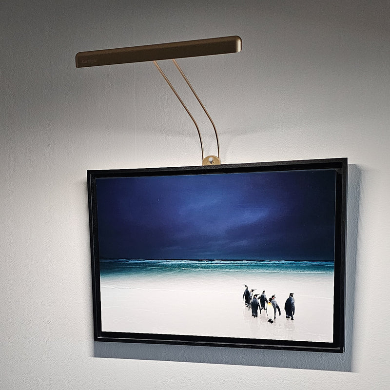 Horizon Luxe : Lampe horizontale aluminium anodisée dorée pour tableau jusqu'à 1 m de large